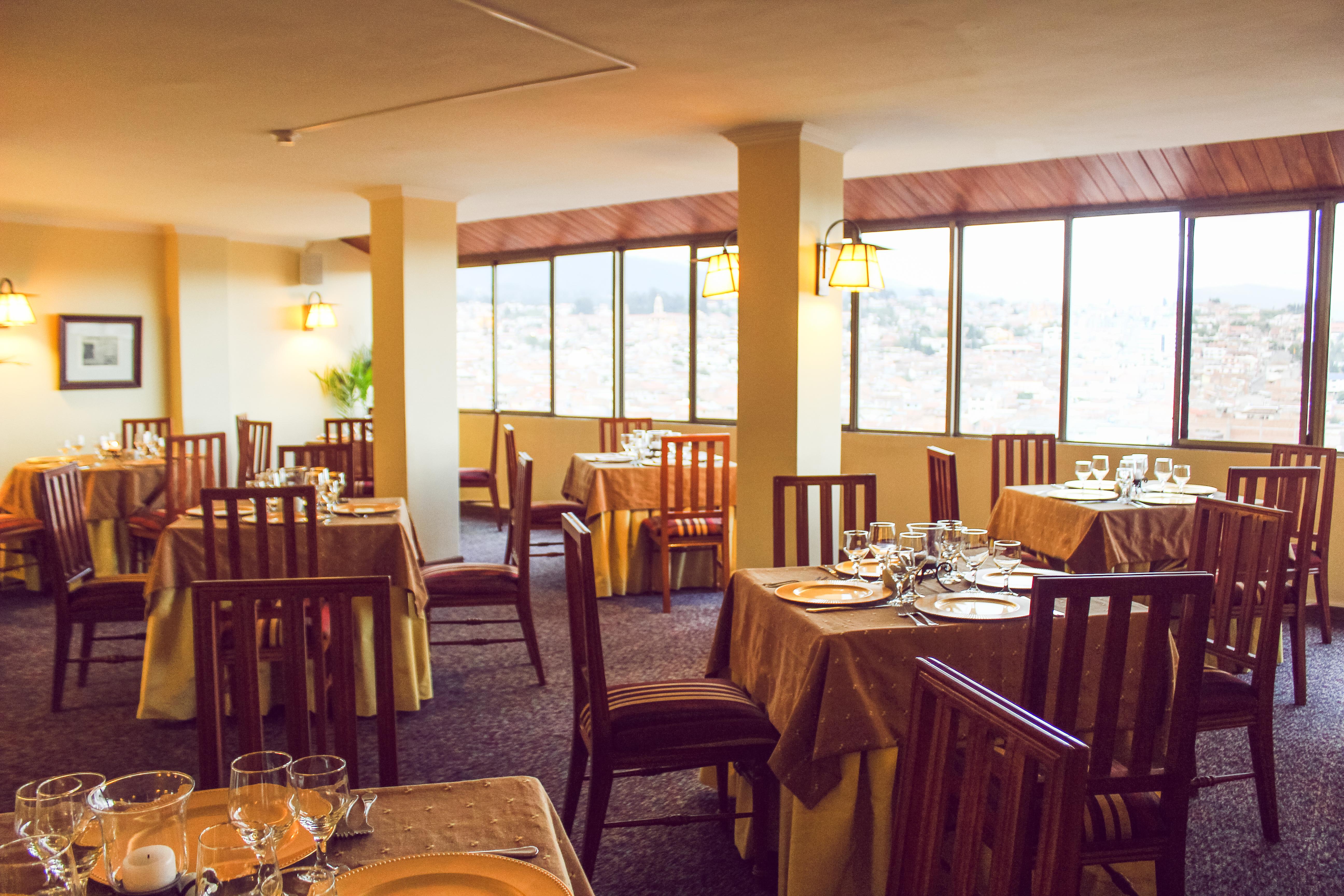 Hotel Presidente Cuenca Ngoại thất bức ảnh