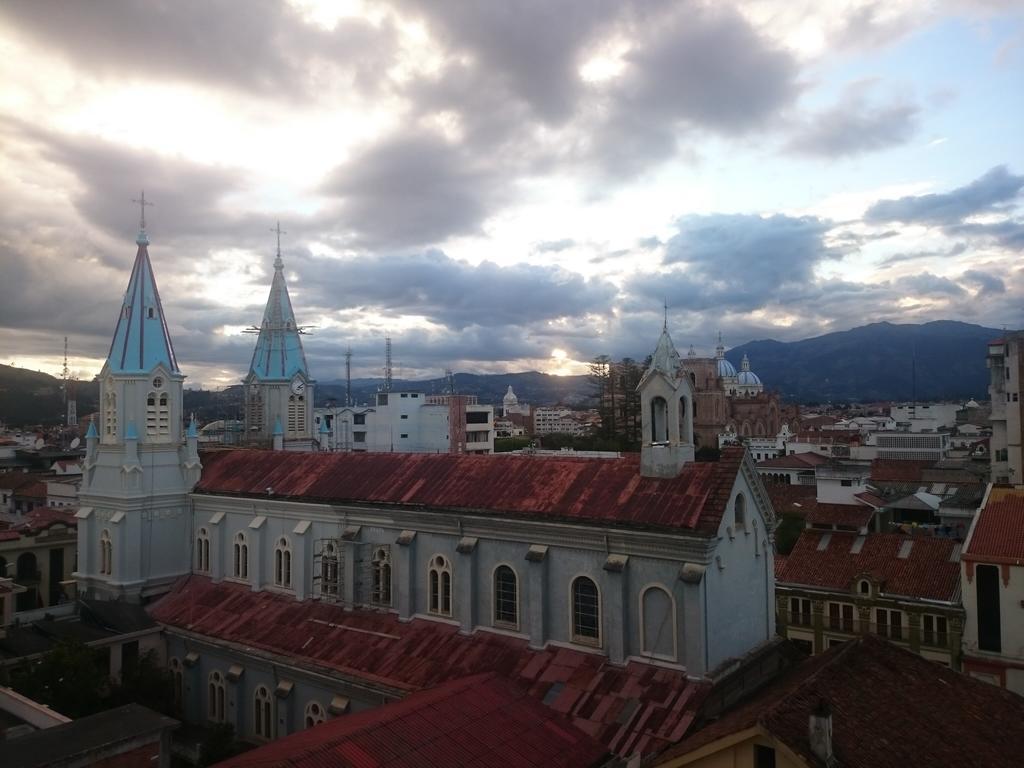 Hotel Presidente Cuenca Ngoại thất bức ảnh