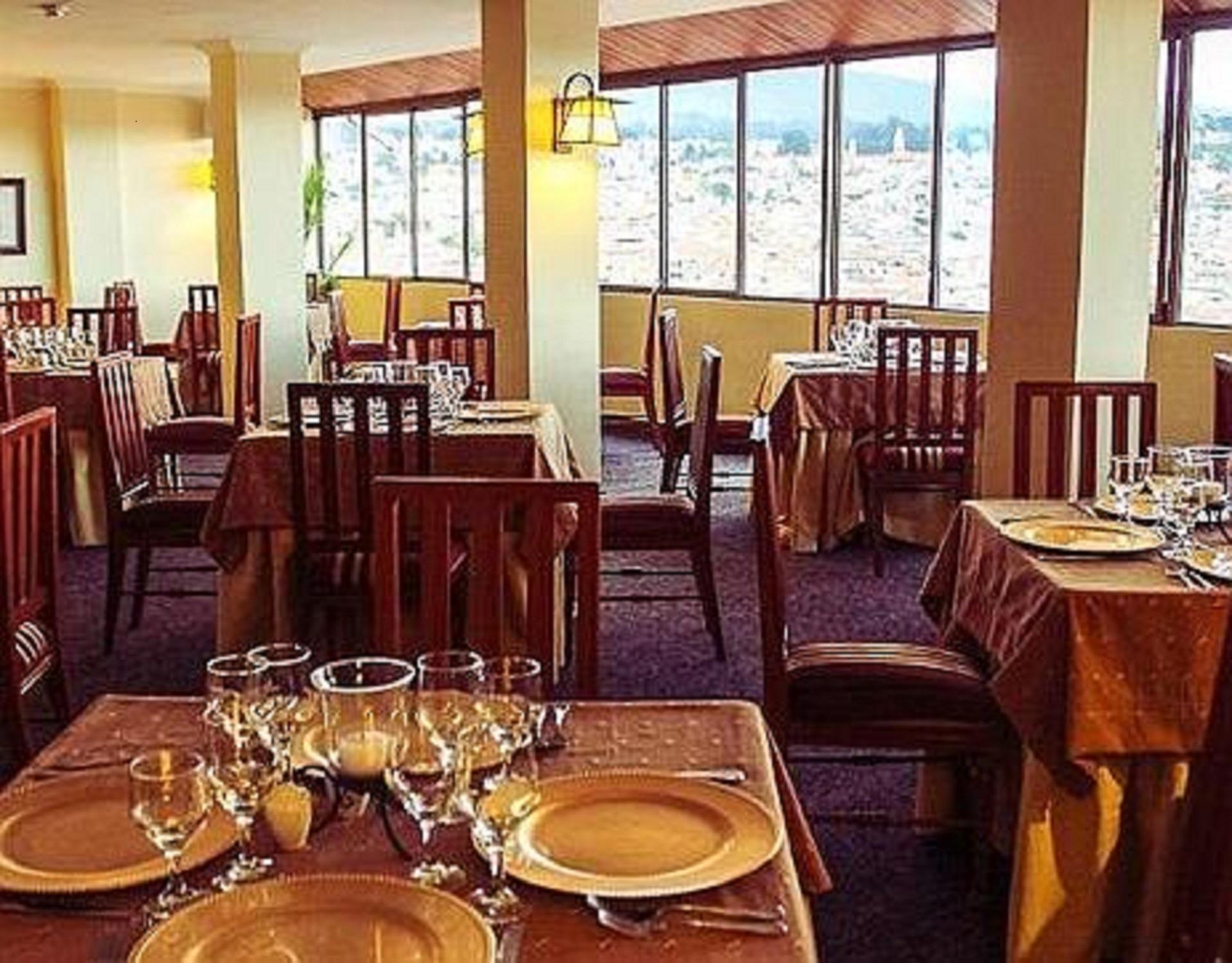 Hotel Presidente Cuenca Ngoại thất bức ảnh