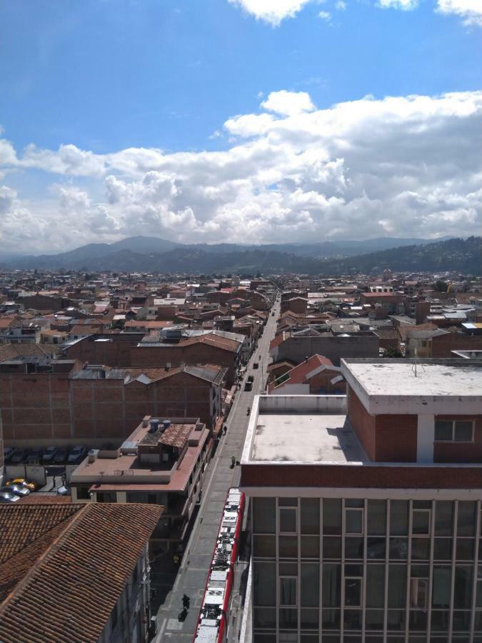 Hotel Presidente Cuenca Ngoại thất bức ảnh
